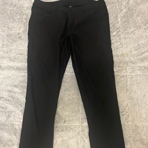 Men’s Lululemon ABC pant. Black, W38 L34